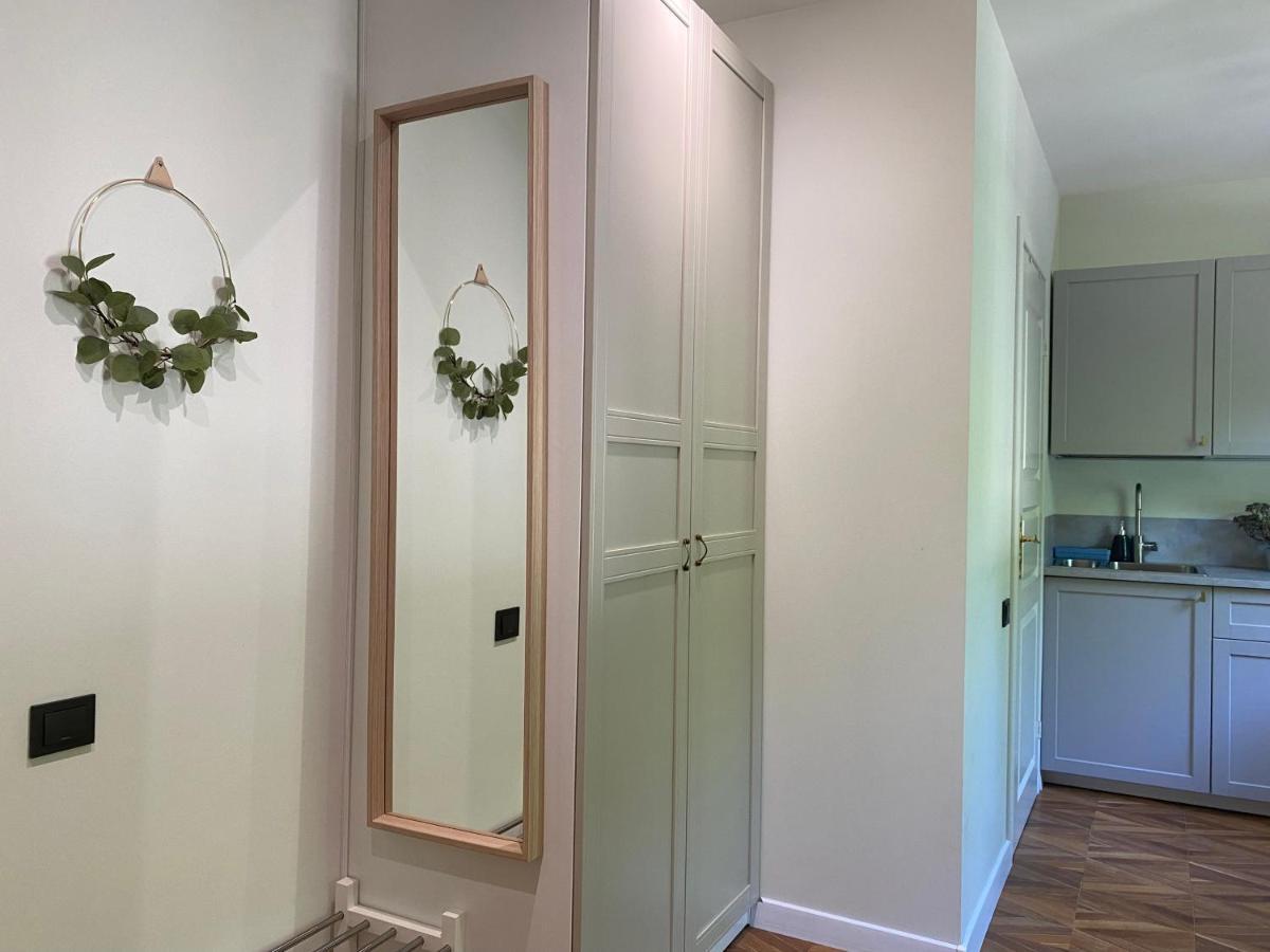 Cozy And Bright Sauliu Studio In Klaipėda Buitenkant foto